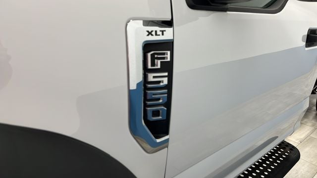 2022 Ford F-550SD XLT DRW