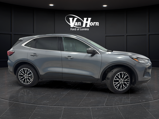 2025 Ford Escape Plug-In Hybrid Base
