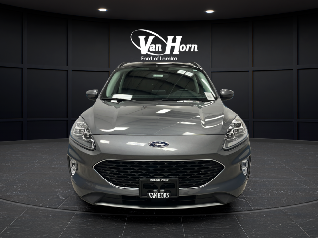 2022 Ford Escape Hybrid Titanium