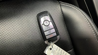 2022 Ford Escape Hybrid Titanium