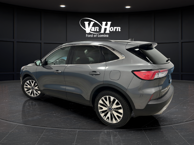 2022 Ford Escape Hybrid Titanium