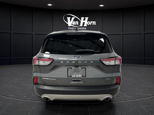 2022 Ford Escape Hybrid Titanium