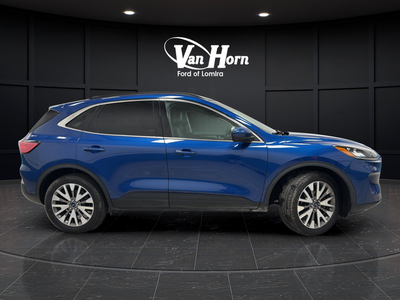 2022 Ford Escape Titanium