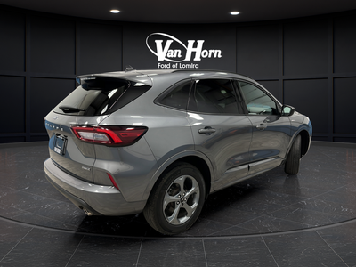 2023 Ford Escape Hybrid ST-Line