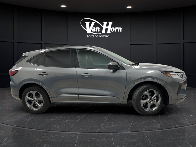 2023 Ford Escape Hybrid ST-Line