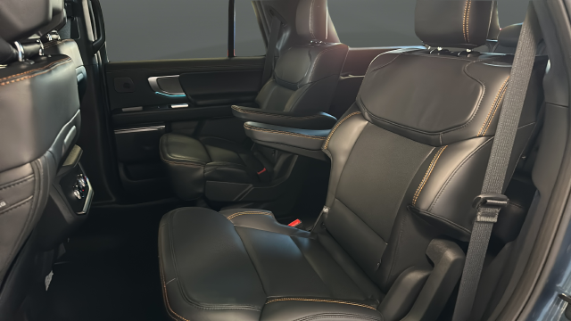 2027 Ford Expedition Tremor
