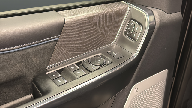 2025 Ford F-250SD Platinum