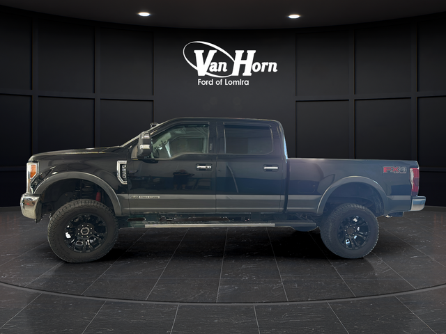 2017 Ford F-250SD Lariat