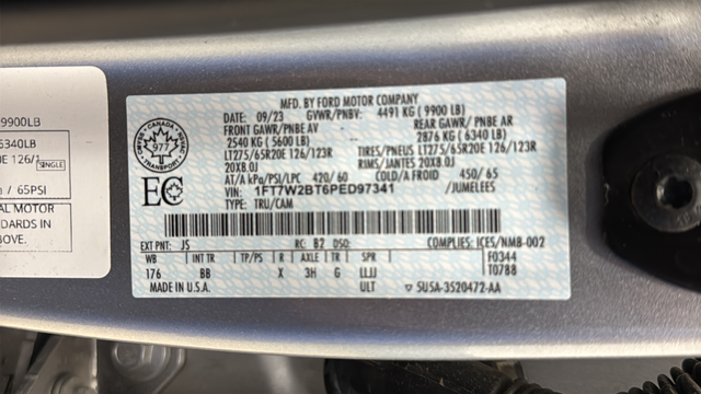 2023 Ford F-250SD Platinum