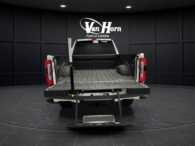 2024 Ford F-250SD Platinum