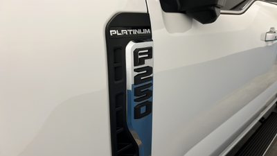 2024 Ford F-250SD Platinum