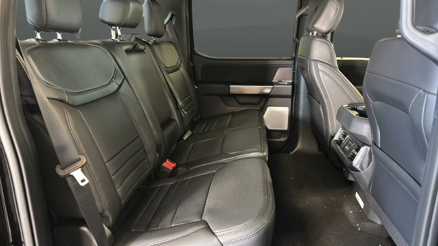 2027 Ford F-250SD Platinum