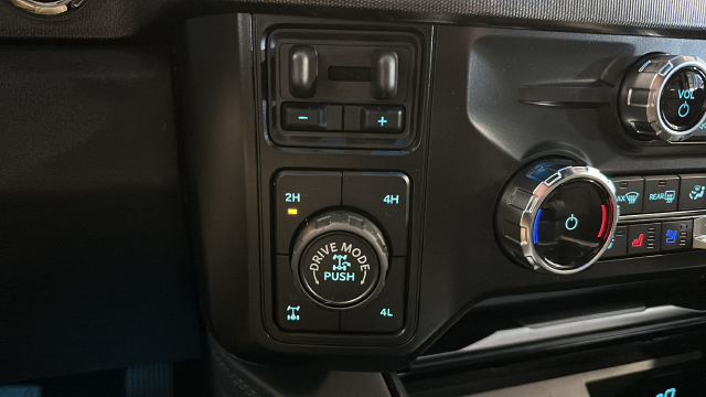 2027 Ford F-250SD Platinum