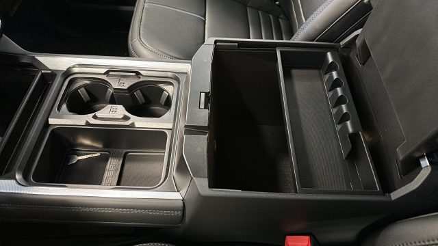 2027 Ford F-250SD Platinum