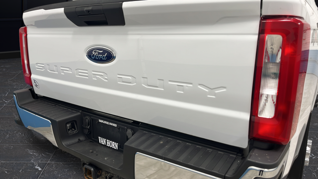 2023 Ford F-350SD XLT