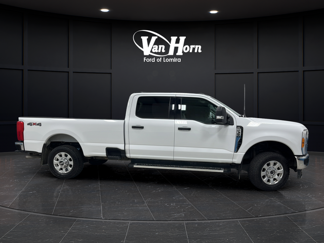 2023 Ford F-350SD XLT