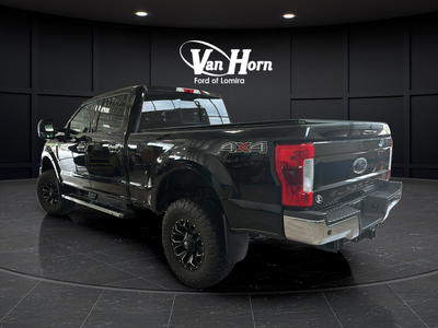 2017 Ford F-350SD XLT