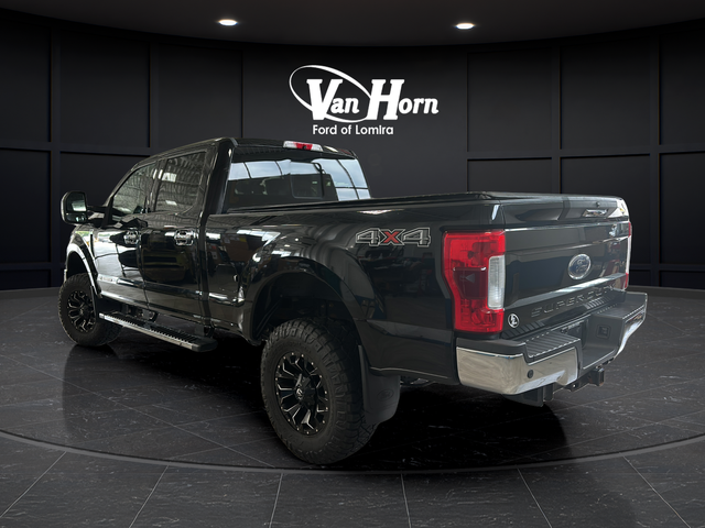 2017 Ford F-350SD XLT
