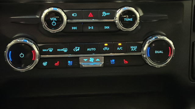 2025 Ford F-450SD Platinum DRW