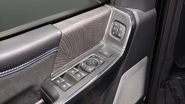2025 Ford F-450SD Platinum DRW