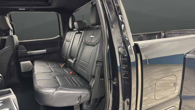 2025 Ford F-450SD Platinum DRW
