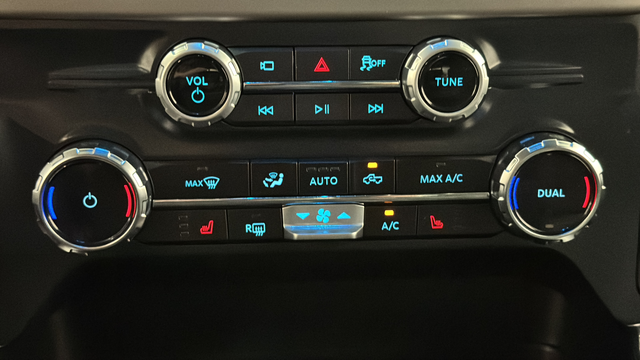 2025 Ford F-150 XLT Hybrid