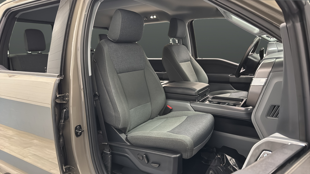 2025 Ford F-150 XLT Hybrid
