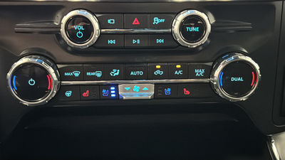 2025 Ford F-150 Lariat Hybrid