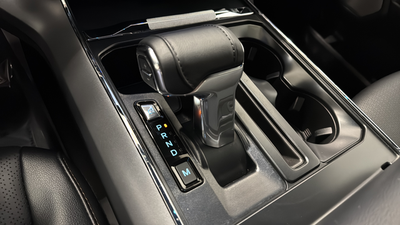 2025 Ford F-150 Lariat Hybrid