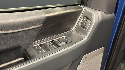 2025 Ford F-150 Lariat Hybrid