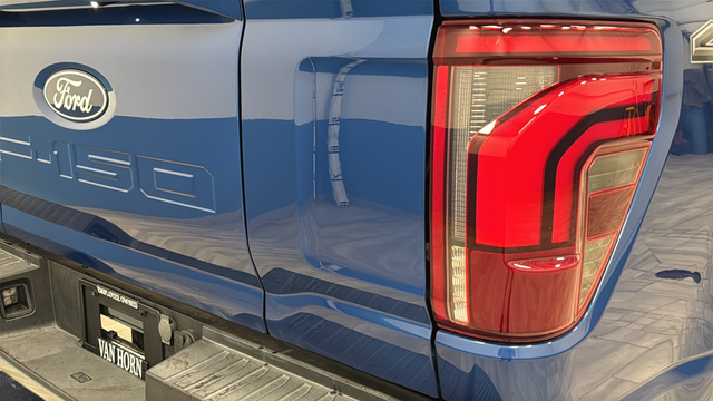 2025 Ford F-150 Lariat Hybrid