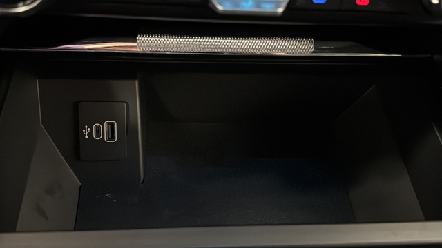2025 Ford F-150 Lariat Hybrid
