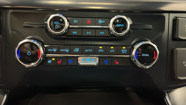 2025 Ford F-150 Platinum Hybrid