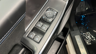 2025 Ford F-150 Platinum Hybrid