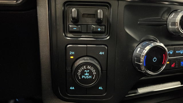 2025 Ford F-150 Platinum Hybrid