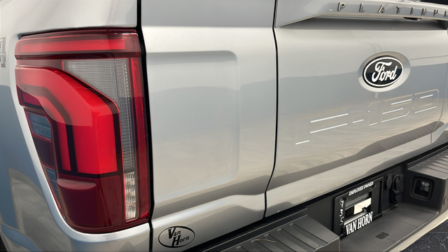 2025 Ford F-150 Platinum Hybrid