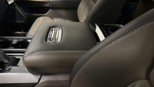 2024 Ford F-150 Platinum Hybrid