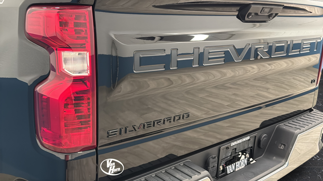 2023 Chevrolet Silverado 1500 LT