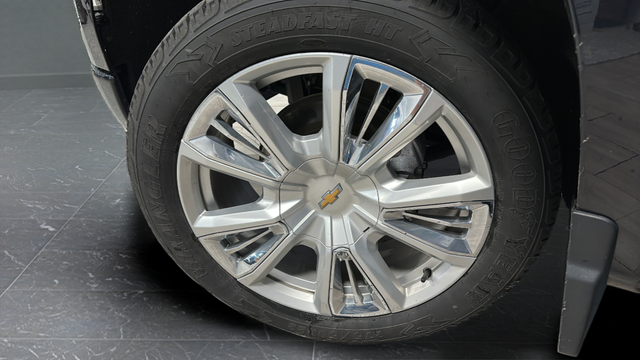 2022 Chevrolet Silverado 1500 High Country