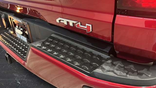 2023 GMC Canyon AT4
