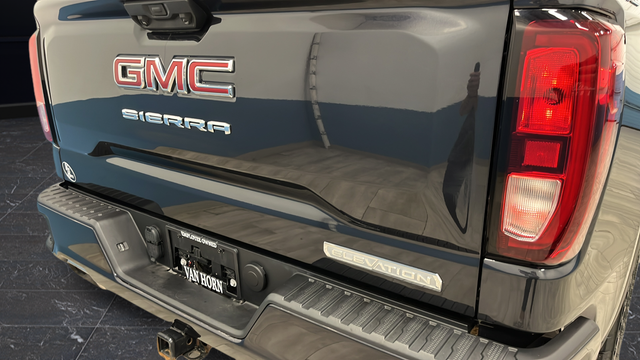 2024 GMC Sierra 1500 Elevation