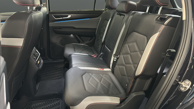 2024 Volkswagen Atlas 2.0T Peak Edition SE w/Technology