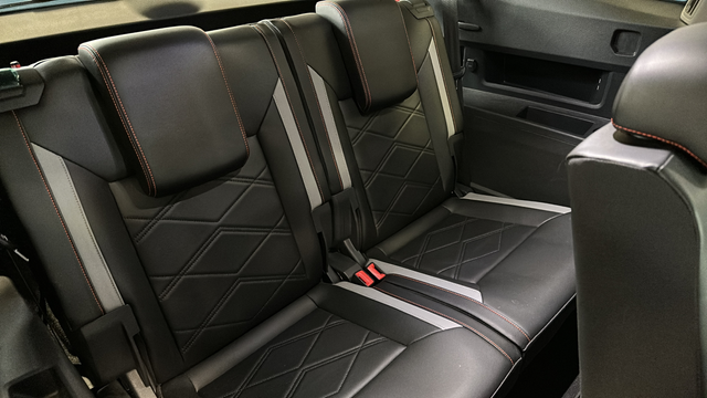 2024 Volkswagen Atlas 2.0T Peak Edition SE w/Technology