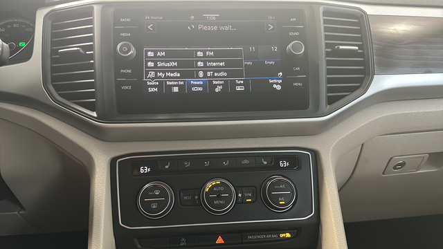 2021 Volkswagen Atlas 2.0T SE w/Technology