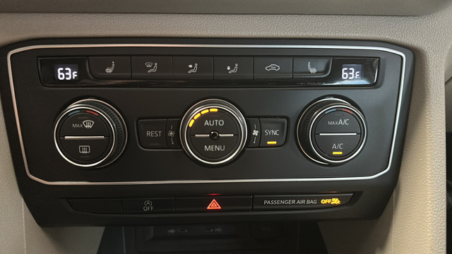 2021 Volkswagen Atlas 2.0T SE w/Technology