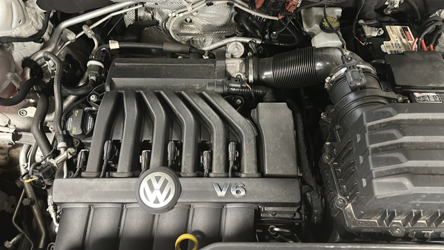 2019 Volkswagen Atlas 3.6L V6 SEL R-Line R-Line