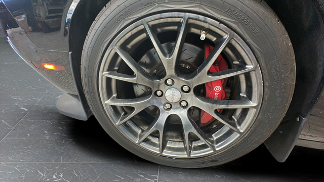 2015 Dodge Challenger SRT 392
