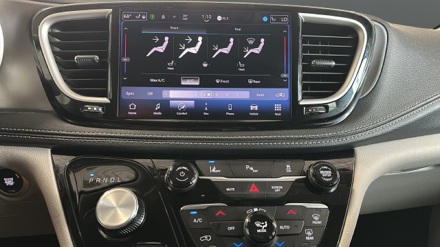 2024 Chrysler Pacifica Hybrid Select