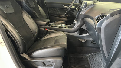2022 Ford Edge ST