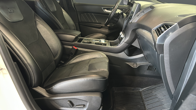2022 Ford Edge ST
